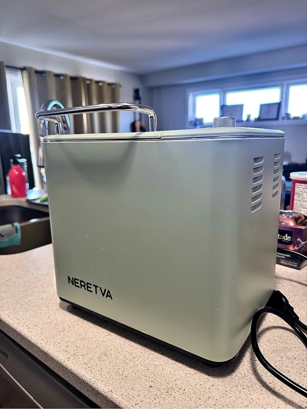 Neretva P8886GRS/US Bread Maker Green